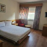 Cruz Da Mata Hotel