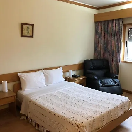 Hotel Cruz Da Mata 2*