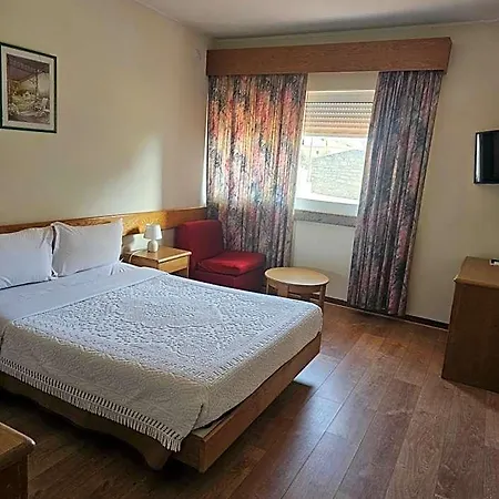Hotel Cruz Da Mata
