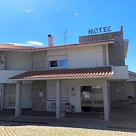 Cruz Da Mata Hotel